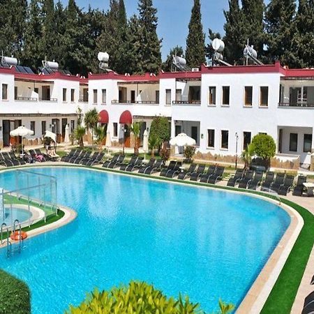 Cherry Apartments Тургутрейс Екстериор снимка