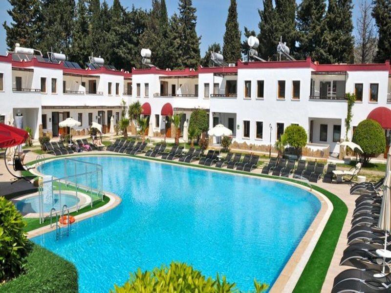 Cherry Apartments Тургутрейс Екстериор снимка