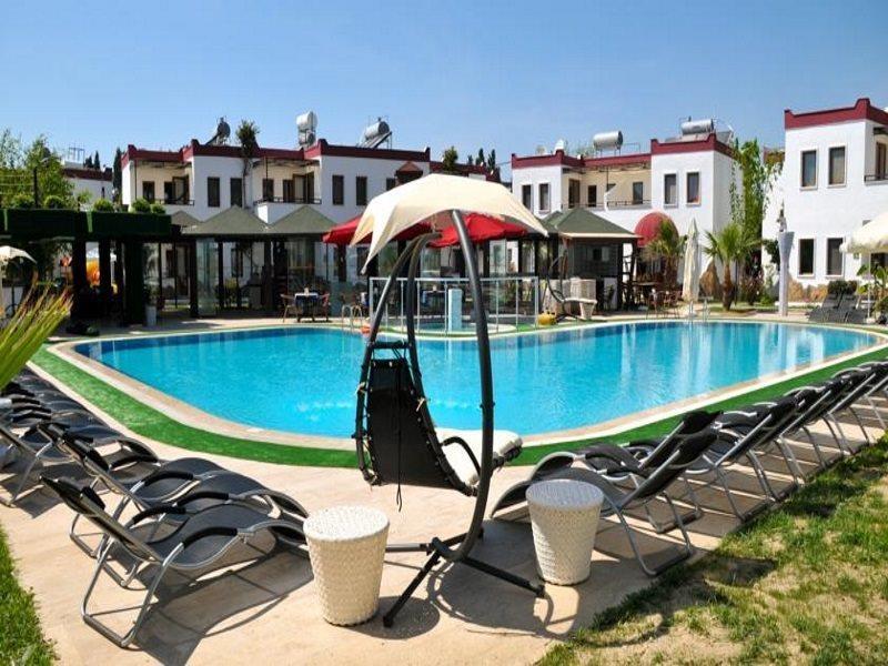 Cherry Apartments Тургутрейс Екстериор снимка