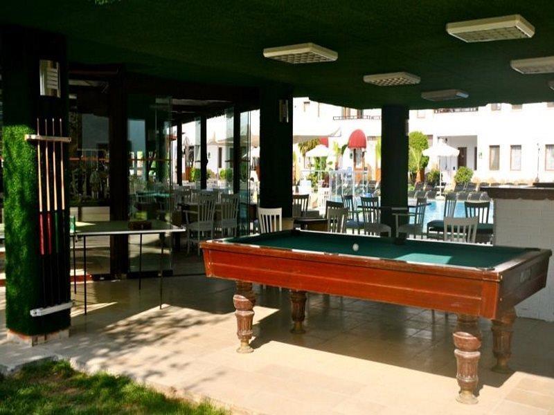 Cherry Apartments Тургутрейс Екстериор снимка
